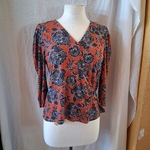Adrienne Vittadini 3/4 Sleeve Top Rust & Black Floral Medium